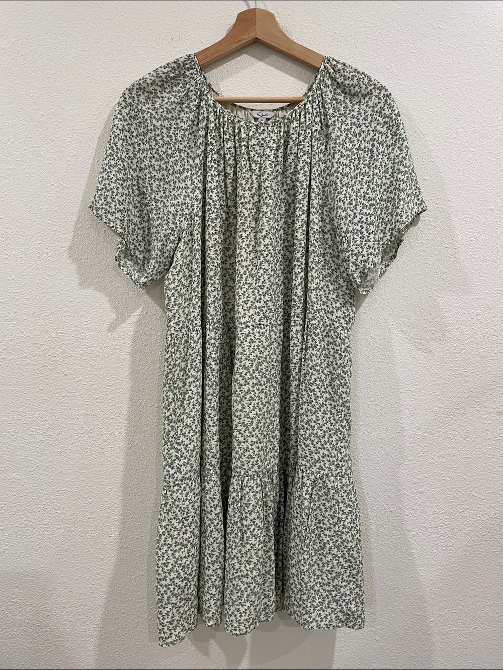 Rails Clarissa Green‎ Garden Floral Tiered Short-Sleeve Mini Dress Size Medium
